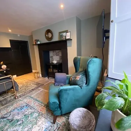 דירה Clifton Georgian Townhouse, Downstairs Ensuite & Light Plant Based Breakfast *